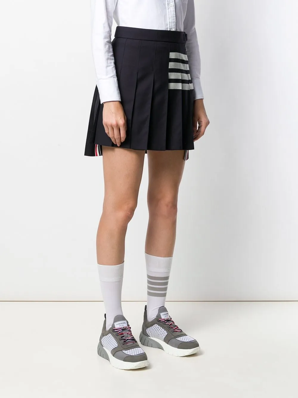 4-Bar pleated miniskirt