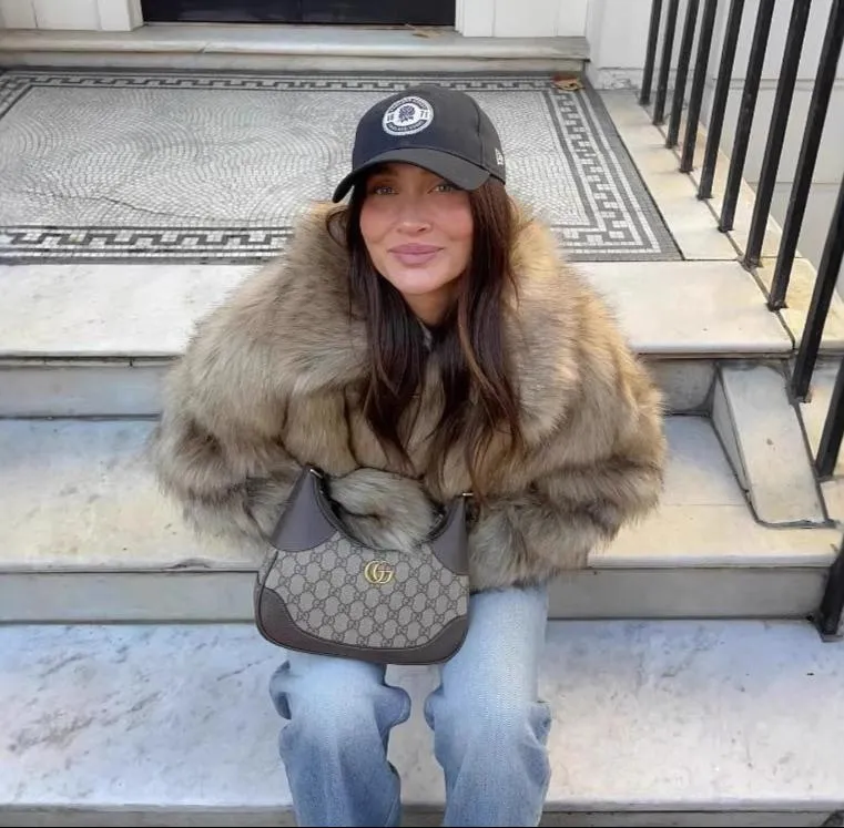 Artificial fur lapel zipper jacket