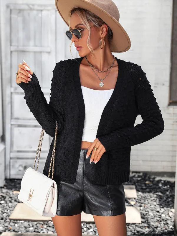 Casual Chic: Women's Knit Cardigan - Sweater with Embroidery