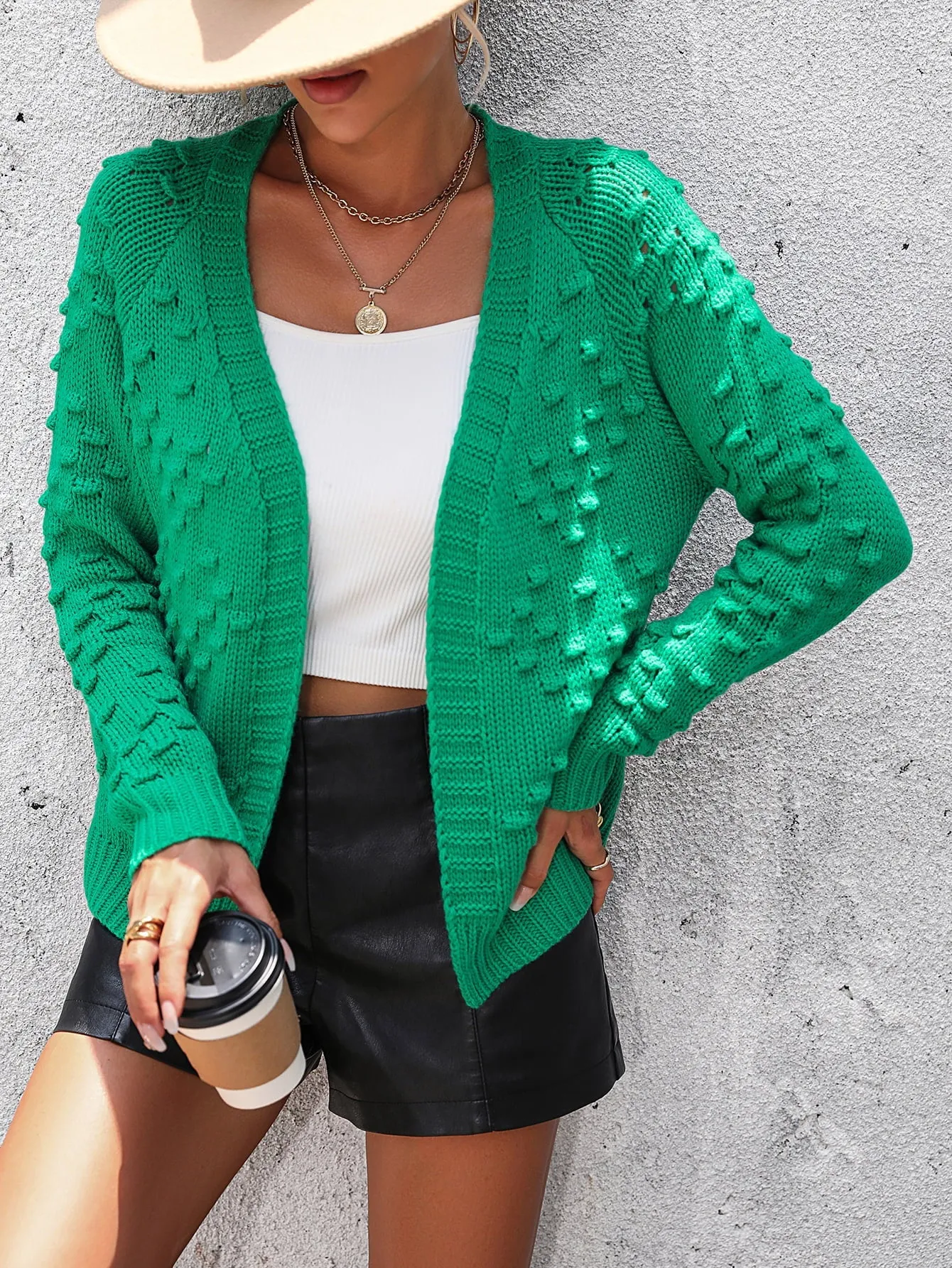 Casual Chic: Women's Knit Cardigan - Sweater with Embroidery