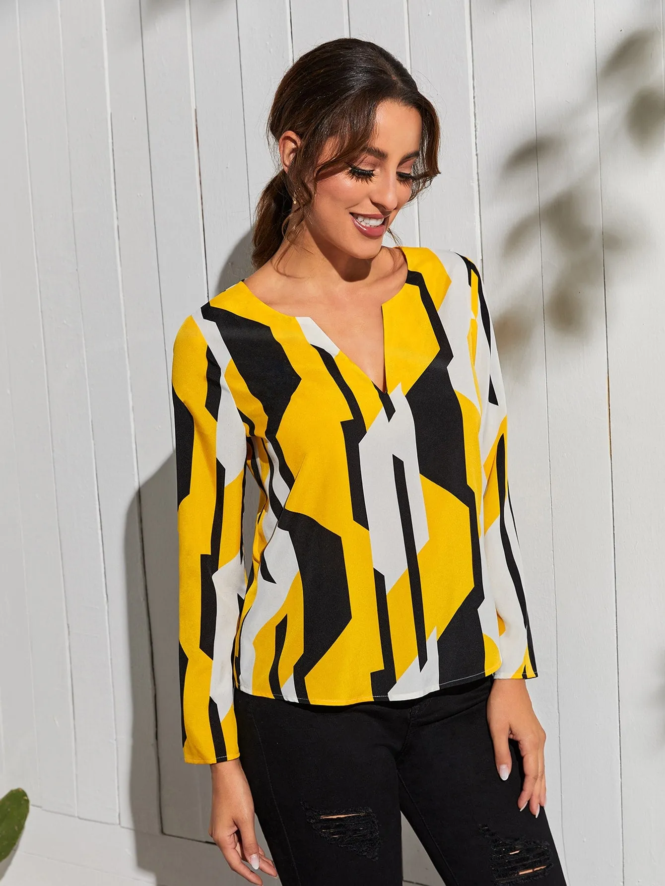 Elegant Geometric Long Sleeve Notched Regular Blouse