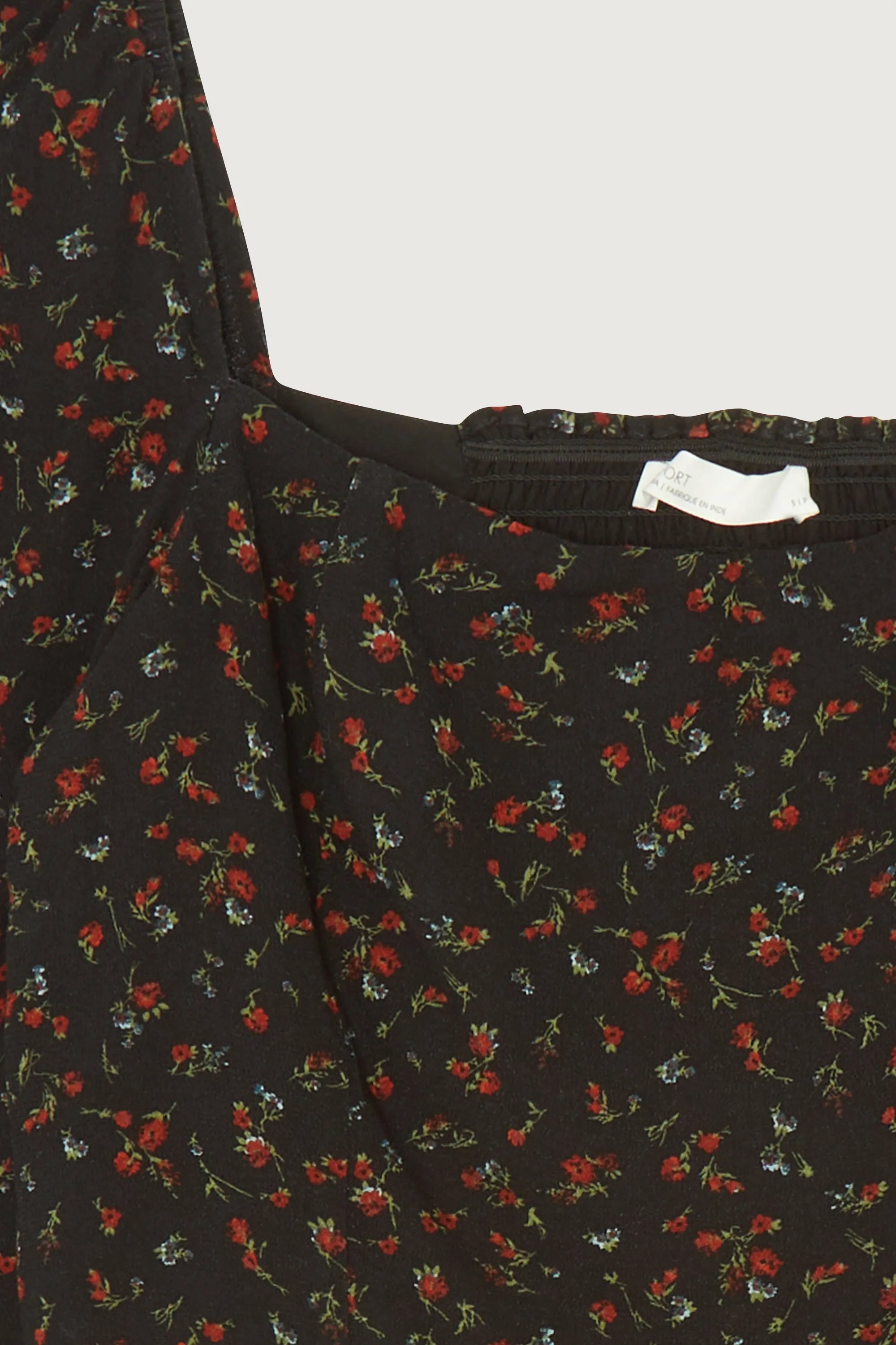 FLORAL SQUARE NECK BLOUSE