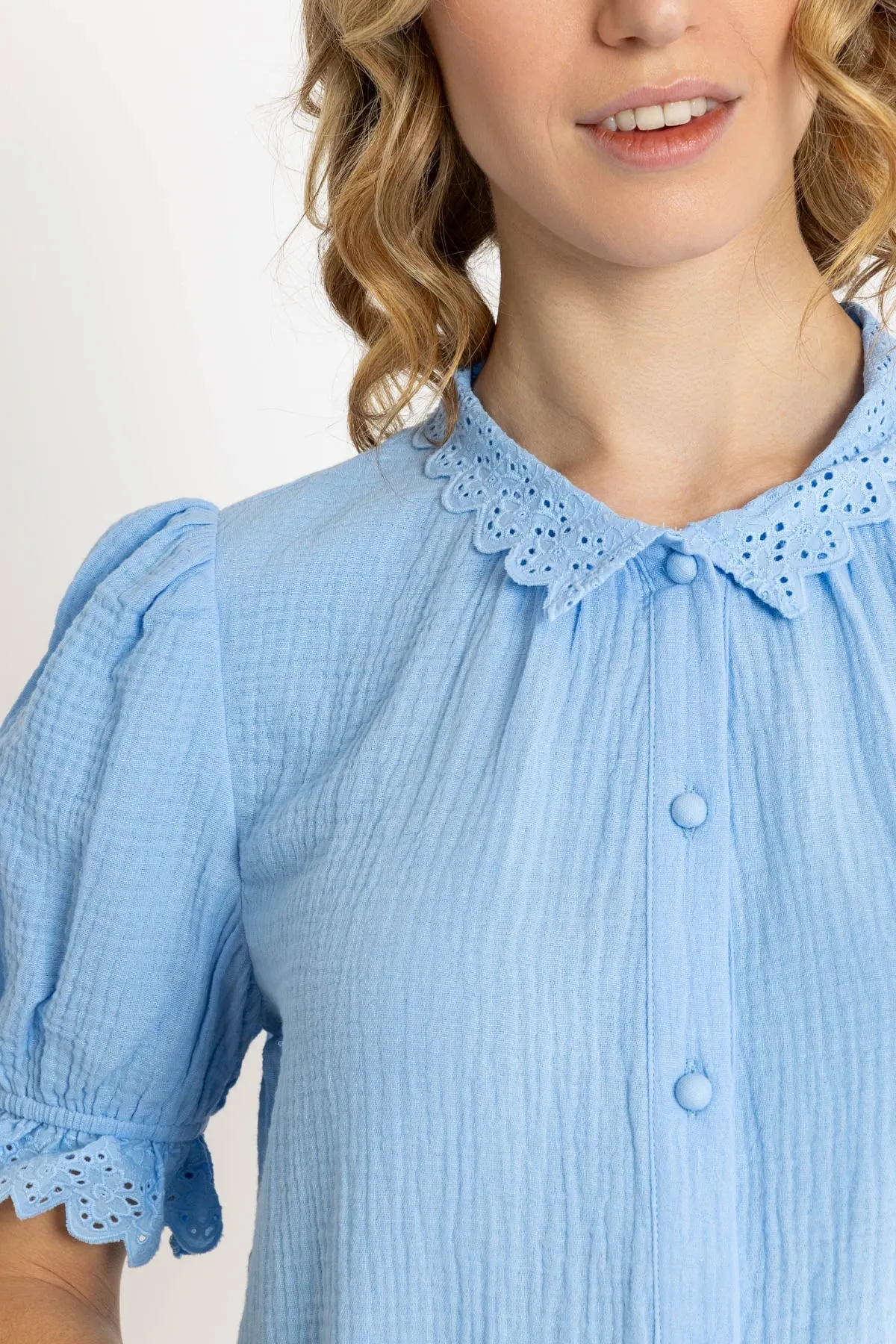 Short Sleeve Air Flow Blouse in Blue